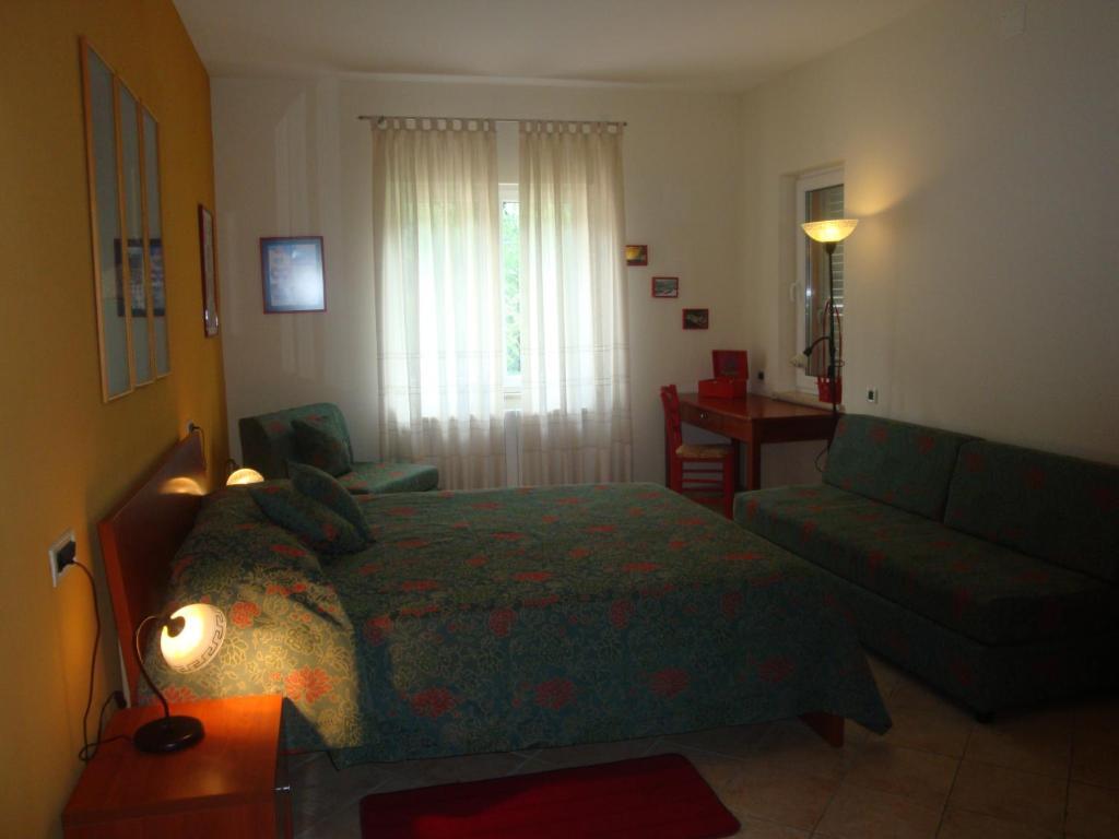 Apartments Mogorovic Mošćenička Draga Rom bilde